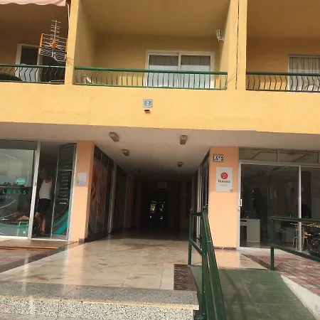 Torres Del Sol Apartment *
